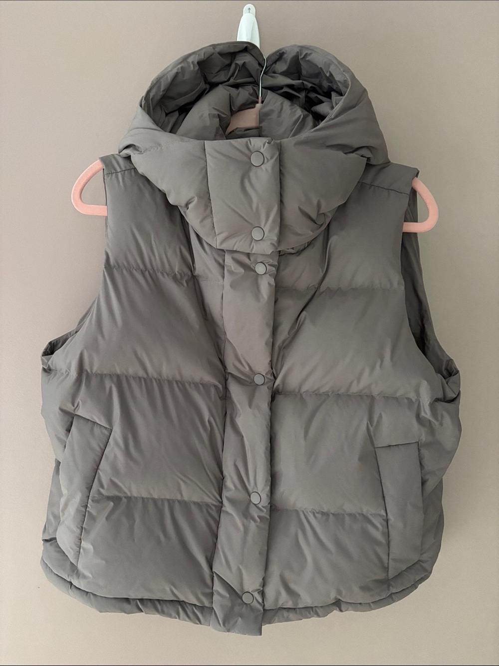 LULULEMON WUNDER PUFF CROPPED VEST in WARM ASH GREY SZ 10 NWT